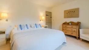 Manor Lodge Cottage - sleeps 4 guests  in 2 bedrooms - Image 4