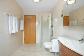 Ferienwohnung 'Rosi' mit Balkon und WLAN - Image 4