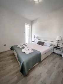 Central apartments Bol - Image 4