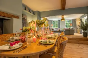 This magnificent Grade II listed farmhouse dating from the 17th century sits proudly within 500 acre - Image 4