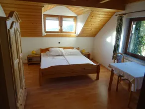 Vacation home with two apartments at 900 m and magnificent views - Image 5