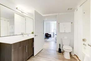 Elegant 2BR Apartment Minutes From DC - Image 3