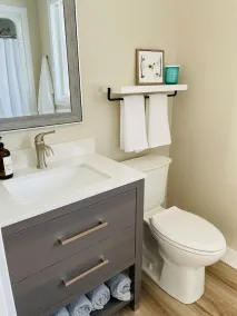 Hot Tub/New 3 Bedroom House/Walk to Beach - Image 5