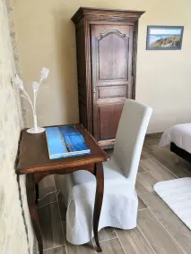 La Glycine, gite for 2-3 people, in the countryside, 5 km from the beach. - Image 5