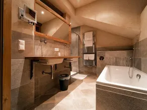 Suite Edelweiss, 2 bedrooms - Chalet Alpin - Image 2