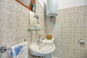 Apartment Mirjana for two people, quiet location, barbecue, pets welcome - Image 2