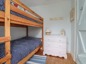 BEACHWARD, pet friendly, country holiday cottage in Embleton - Image 5