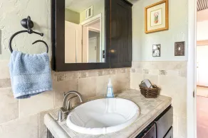 Quintessential Midtown Bungalow - Image 4