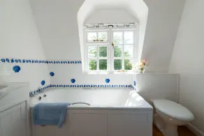 The Wobbin, Remote, Comfort, Sea Views and the beautiful Essex Marshes - Image 4