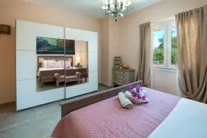 Artistsvillas-Vasia - Image 5