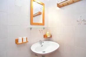 Apartment 2155/53609 (Istria - Liznjan), 1700m from the beach - Image 5