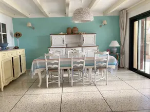 On a private beach, comfortable seafront villa, exceptional location - Image 5