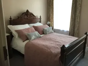Beautiful historic cottage in the heart of Norfolk - Image 5