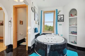 Starlight Tower Suite 1 Bedroom With Stunning Views 1 Villa by RedAwning - Image 4
