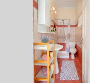 Xenia House - Image 2