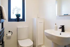 The Sea House - Ultimate Seafront Living & Sunsets - Image 3