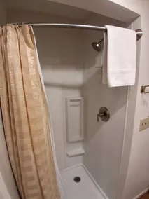 Double Queen Room - Image 3