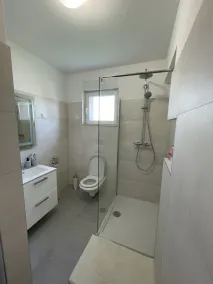 Luxuroese Apartments mit Privatem Pool und Jacuzzi - Image 3
