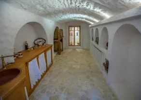 Unique Villa with magnificent styling, Panoramic Sea Views and Swimming pool - Image 2