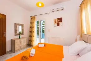 Blue Villa 2 - With Private Pool - Image 5