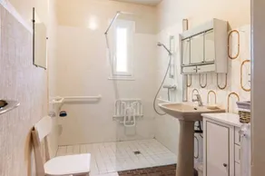 5 Bedroom Private vacation home in Crac'h - Image 4