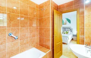 3 bedroom amazing home in Benaoján - Image 5