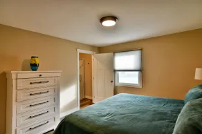 Hayward - 5 Bedroom, sleeps 10 - Image 5