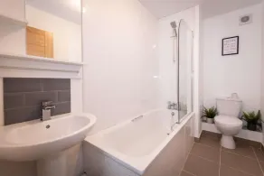 Smart Apartments - The Royal Victoria - Image 2
