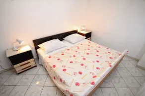 Apartamento para dos personas en la playa Zavalatica, Korcula (A-9315-b) - Image 5