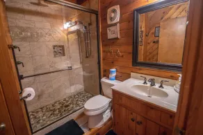 RUSTIC HOME WITH PRIVATE PIER ON LAKE ROCHE-A-CRI - PET FRIENDLY - Image 3
