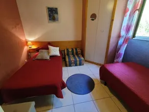 Villa for 6 people with a private pool, Les Mûriers. - Image 4
