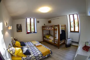 15-person gite with private pool - Image 2