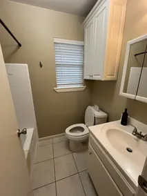 Quiet country 3 bed 3 bath with queen size sofa bed only 22 minutes from TAMU - Image 2