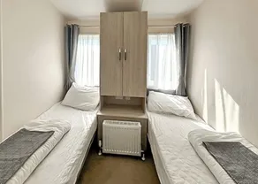 Superior Lodge (sleeps 8) - Image 4