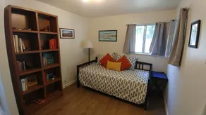 Highbank sunsets!  Pet friendly, huge yard, watch the eagles, whales and boats! - Image 3