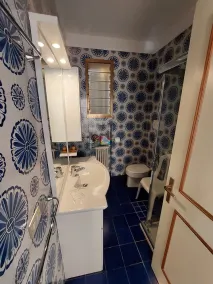 Appartement 2 chambres, grande terrasse avec vue sur la Côte d'Azur - Image 2