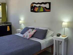 Fully equipped studio, short walk to beach, stores and restaurants - Image 4