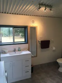 WaterviewCottage river front accommodation<br>1086 coast road Baffle Creek - Image 2