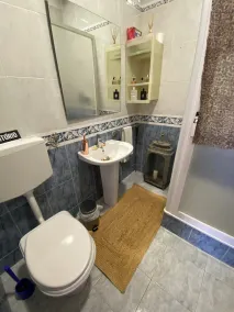 Bunker 11 Surfhaus - Ein Ort für Reisende, gemacht von Surfern - Image 2
