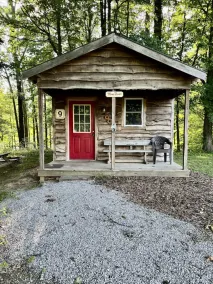 Sleeping Cabin 9, pas de salle de bain, accès au pavillon de douche - Image 4