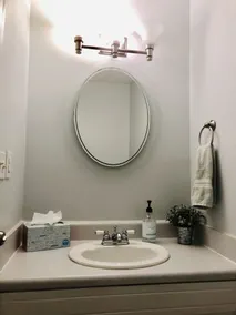 Charming Mt. Pleasant Townhome - pet friendly with parking & free WiFi - Image 5