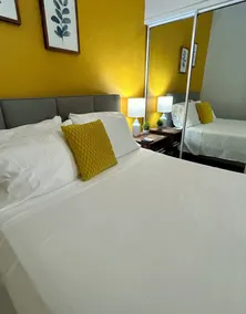 Everything you need in one place. 5 min from BAD BUNNY concert - Image 4