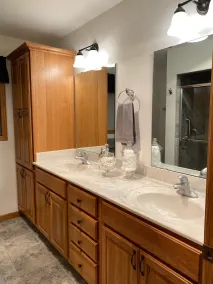 Beautiful 6 bedroom 3 bath lake front home with view of Lake Nokomis! - Image 3
