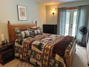 TAHOE MOUNTAIN CABIN * Salle de jeux * Bain à remous * Wi-Fi * Animaux domestiques * Près de Ski / Plage / Manger - Image 3