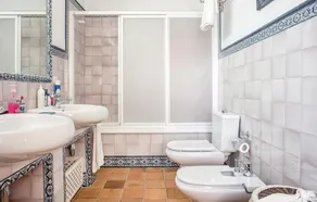 Stunning Home In El Garrobo - Image 3