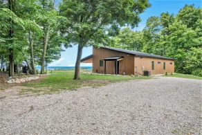 New, Modern Home at Lookout Point - Image 5