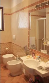 beautiful farmhouse for families and groups of friends spending the holiday in >Tuscany together. wi - Image 2