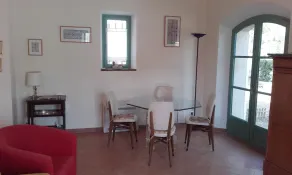 Sommerhus med charme og karakter i en landsby med restaurerede provencalske gårde - Image 4