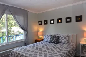 Linens Provided One Bedroom Condo Downtown Walk Everywhere - Image 5