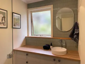 Wattle Hill Holiday House - perfect for hikers, bikers, rest and relaxation - Image 3